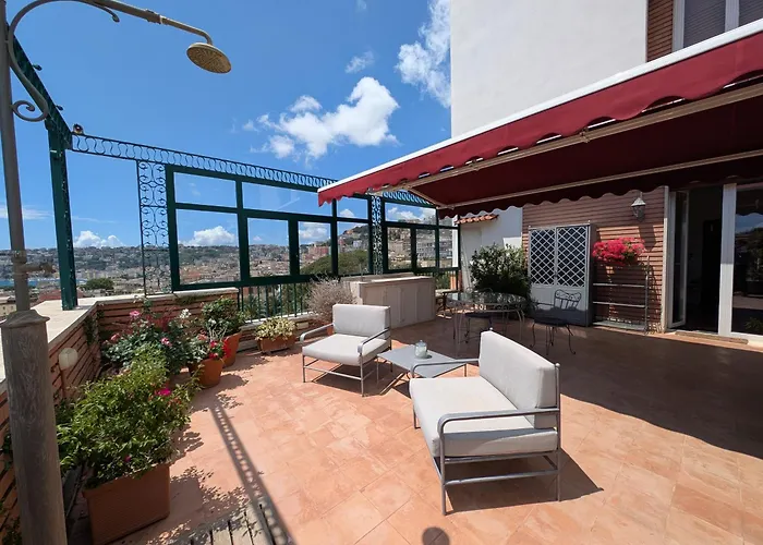 Hotel Terrazza Monteroduni 16 Napoli